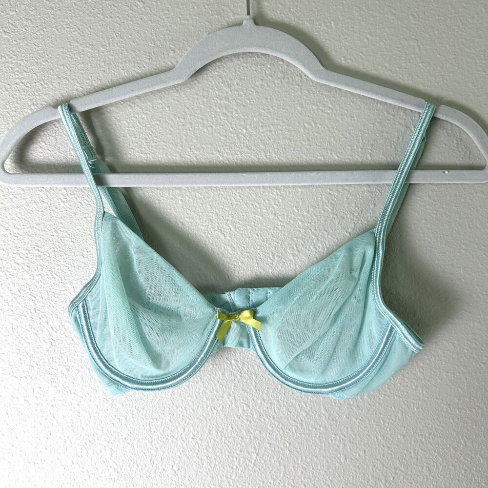 Victorias Secret Bra Size 34B‎ Mint Green Nylon Spandex Underwire